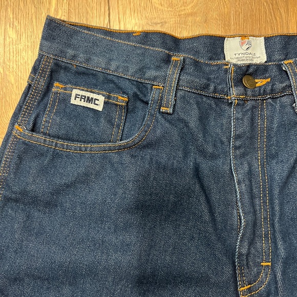 TYNDALE FR ( fire resistant) denim W35 L32  NWT - Picture 3 of 9